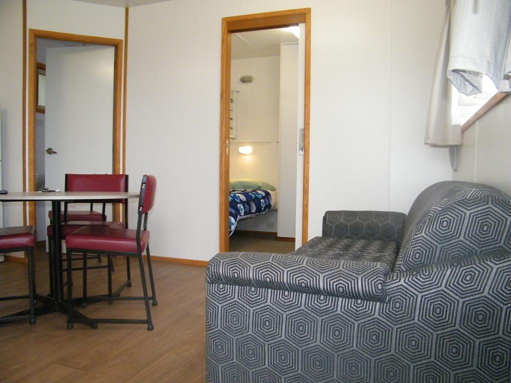 Bega Caravan Park Экстерьер фото